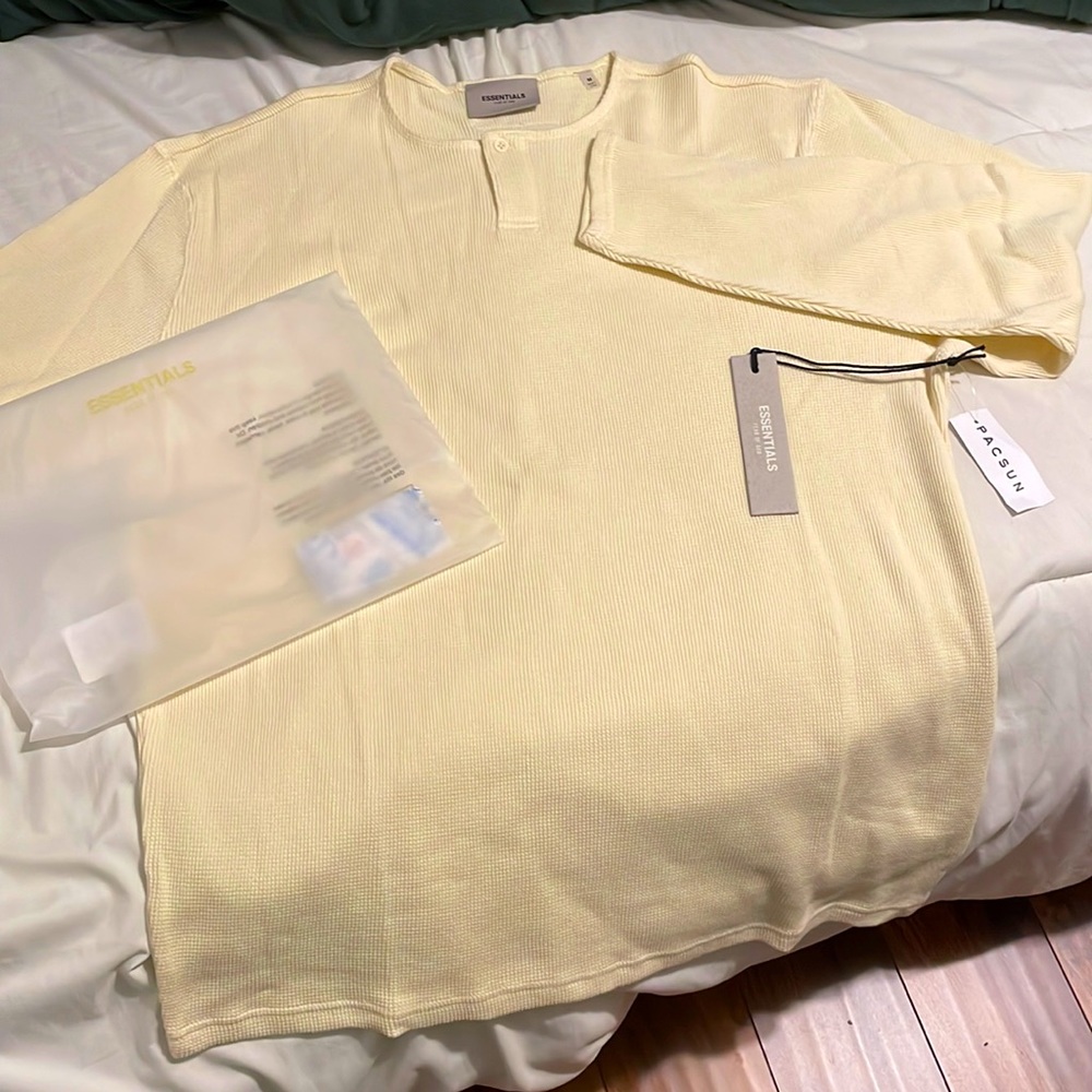 Fear of God thermal. Medium size (in mens). Cream color.